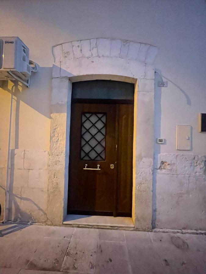 Palazzo Armony Acomodação com café da manhã Bitritto Exterior foto